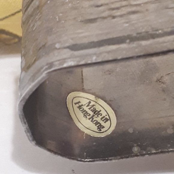 Vintage Napkin Rings Silver Tone Hammered Style Set of 4 Napkin Rings - Picture 4 of 4